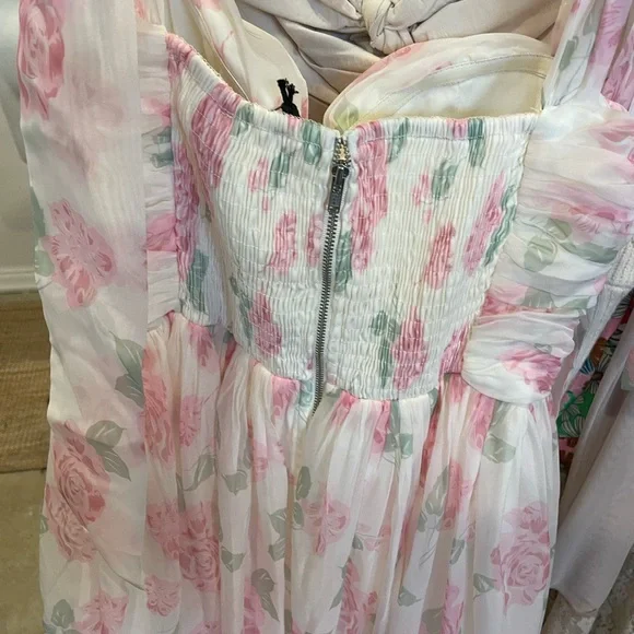 Mable Pink Floral Maxi Dress - Picture 8 of 8